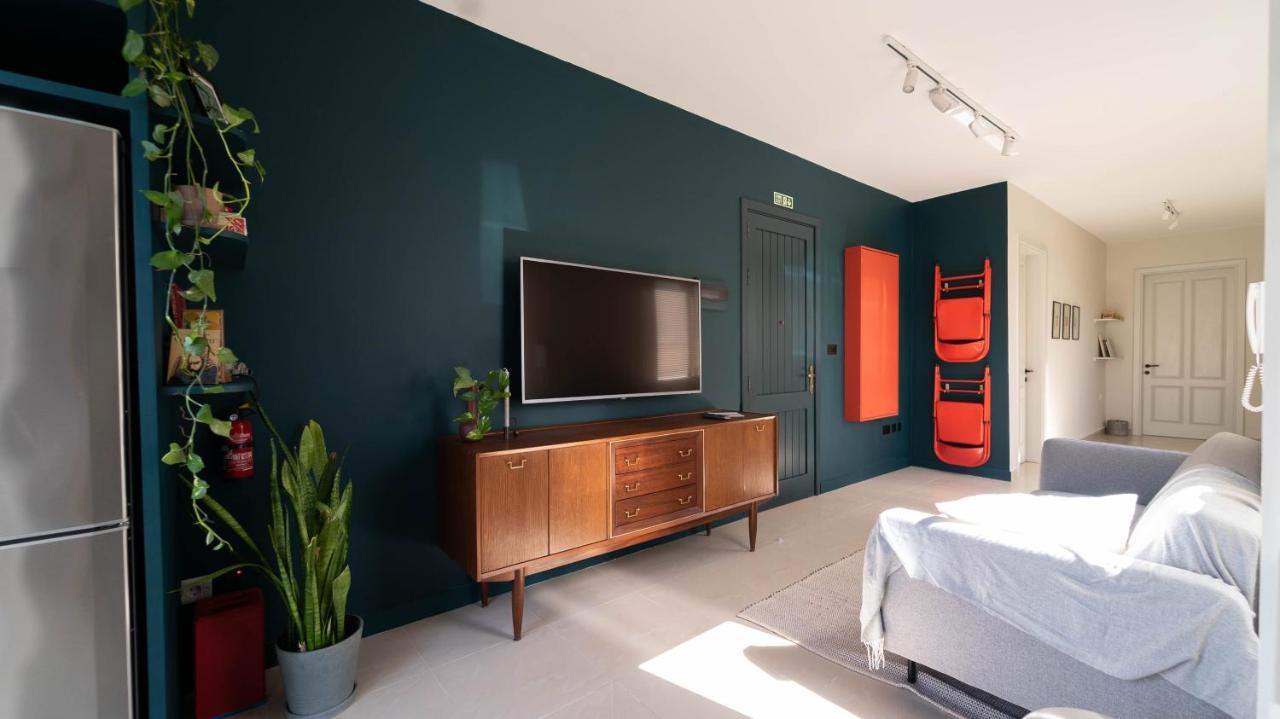 Cosy Designer Seaview Penthouse With Terrace & Bbq Lägenhet St. Paul's Bay Exteriör bild